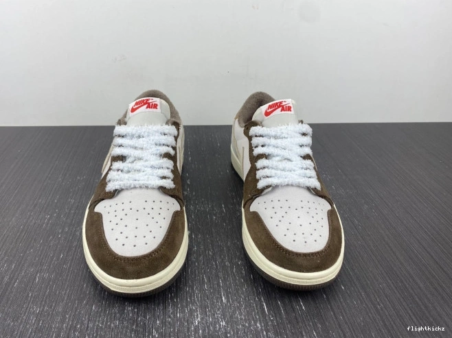 of OG Rabbit Air Retro Year the Jordan 1 DV1312-200 Low 0822